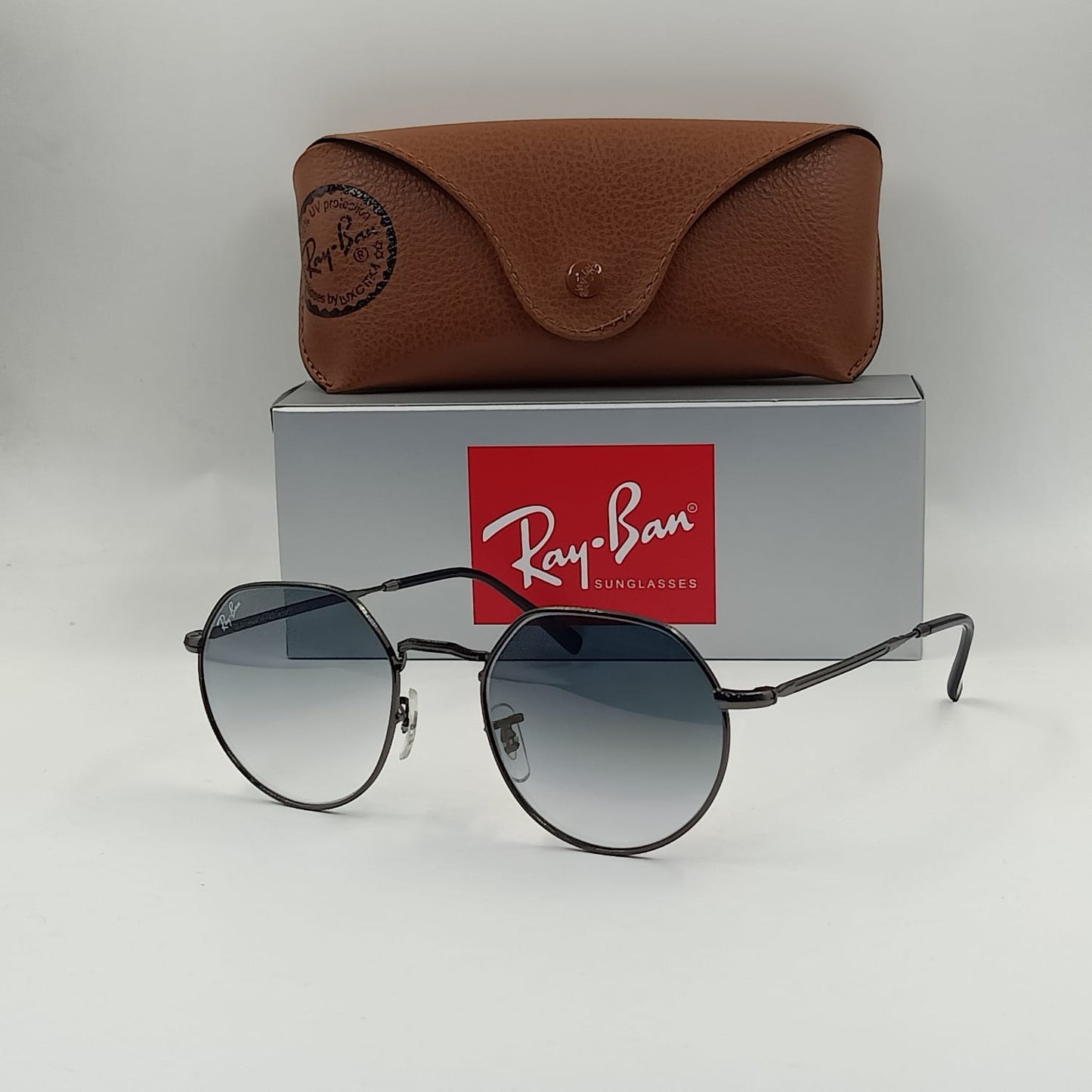 Ray ban