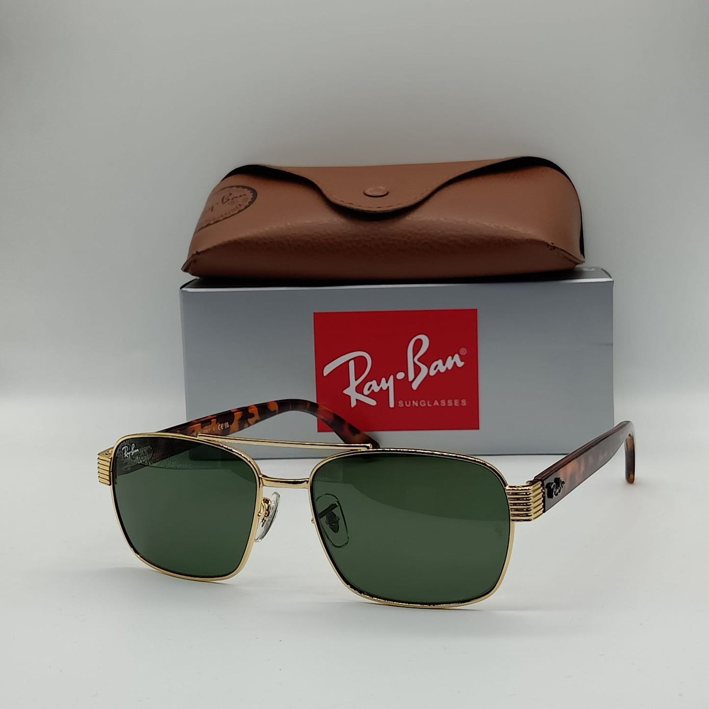 Ray ban