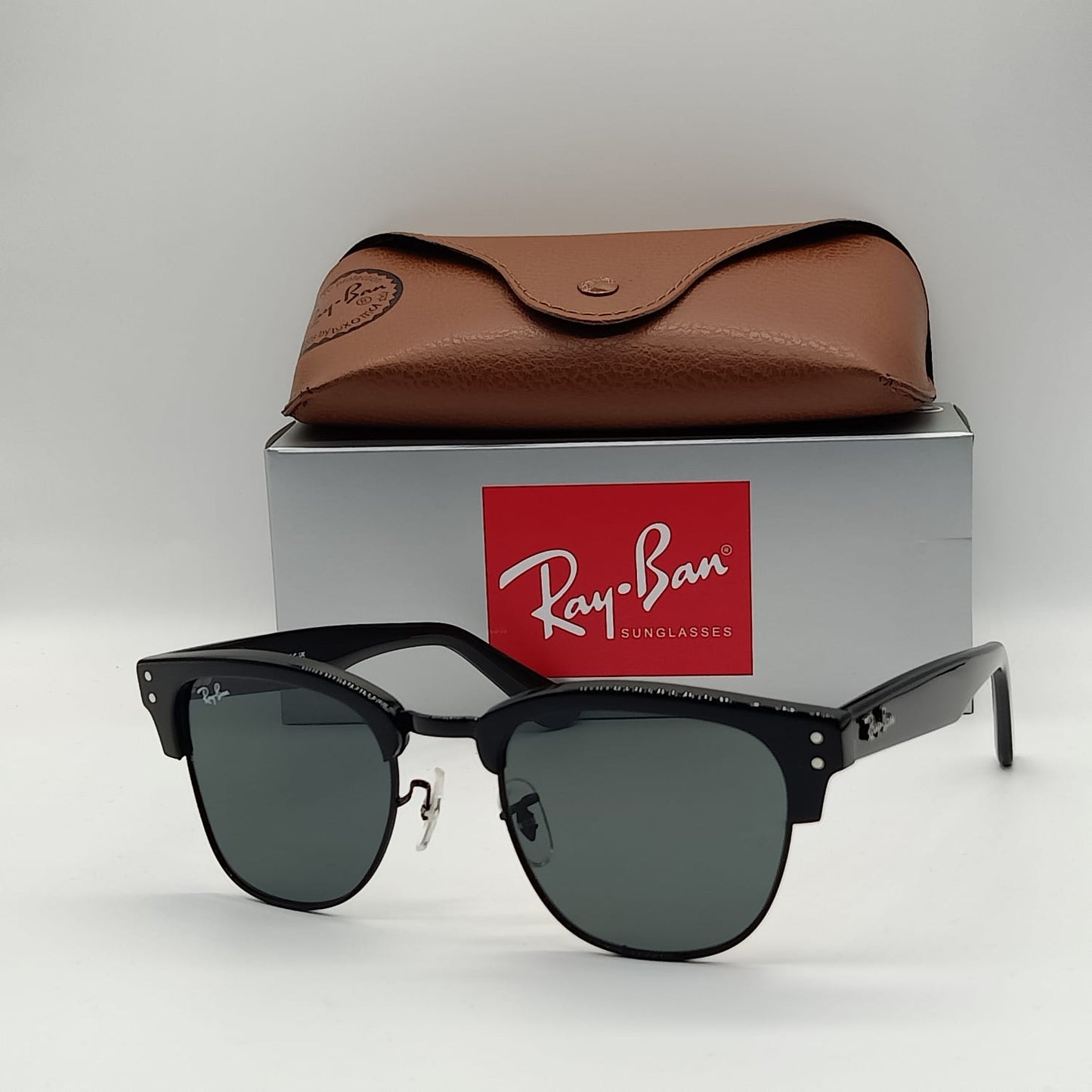Ray ban