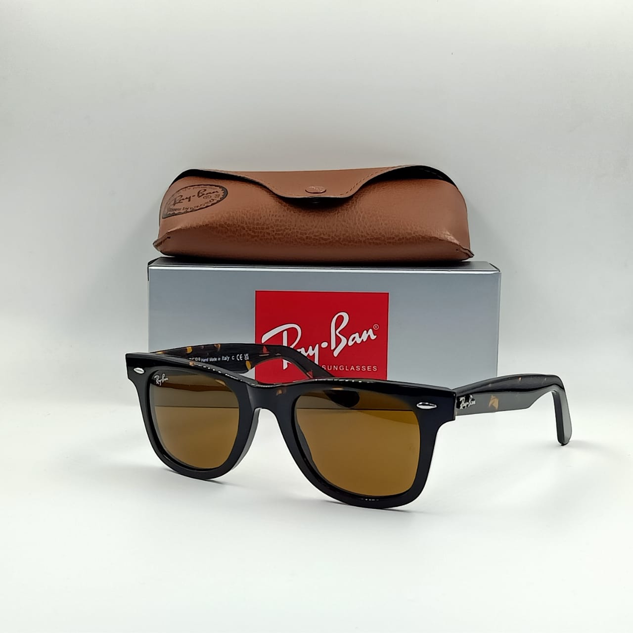Ray-Ban Wayfarer
