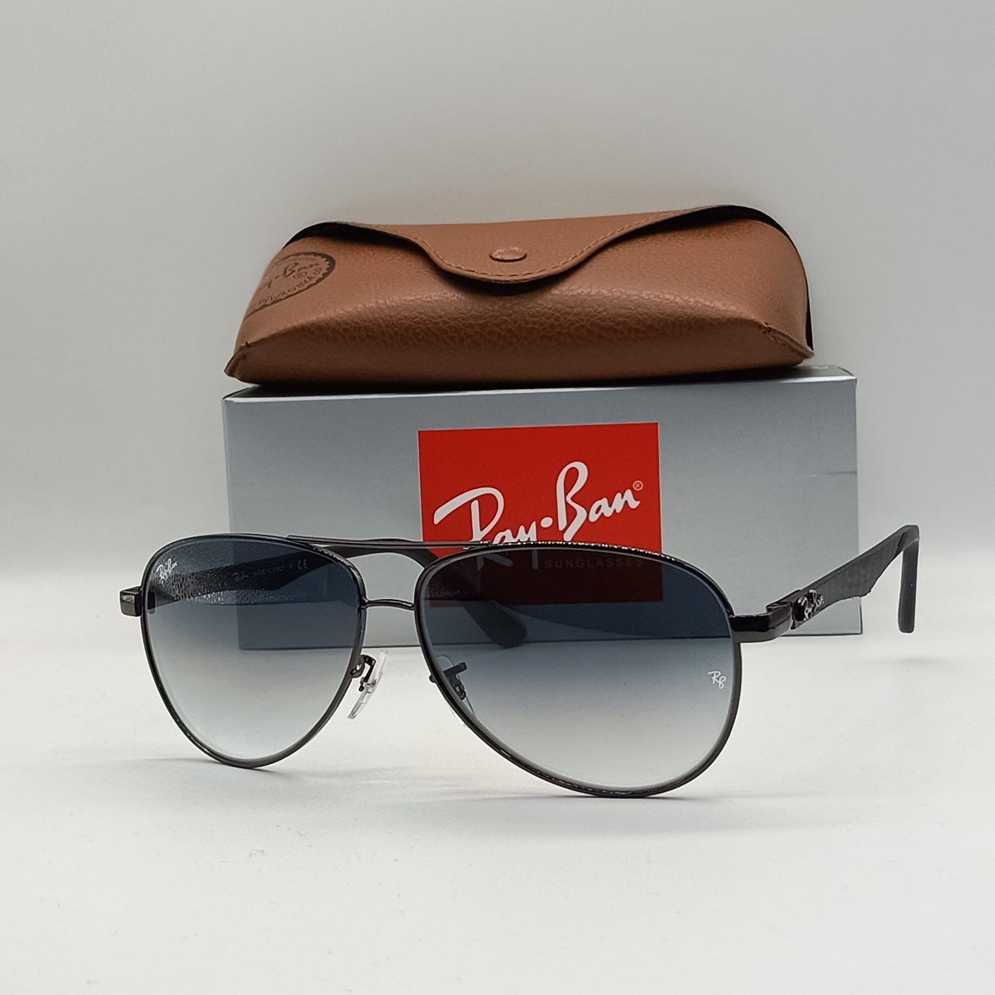 Ray ban