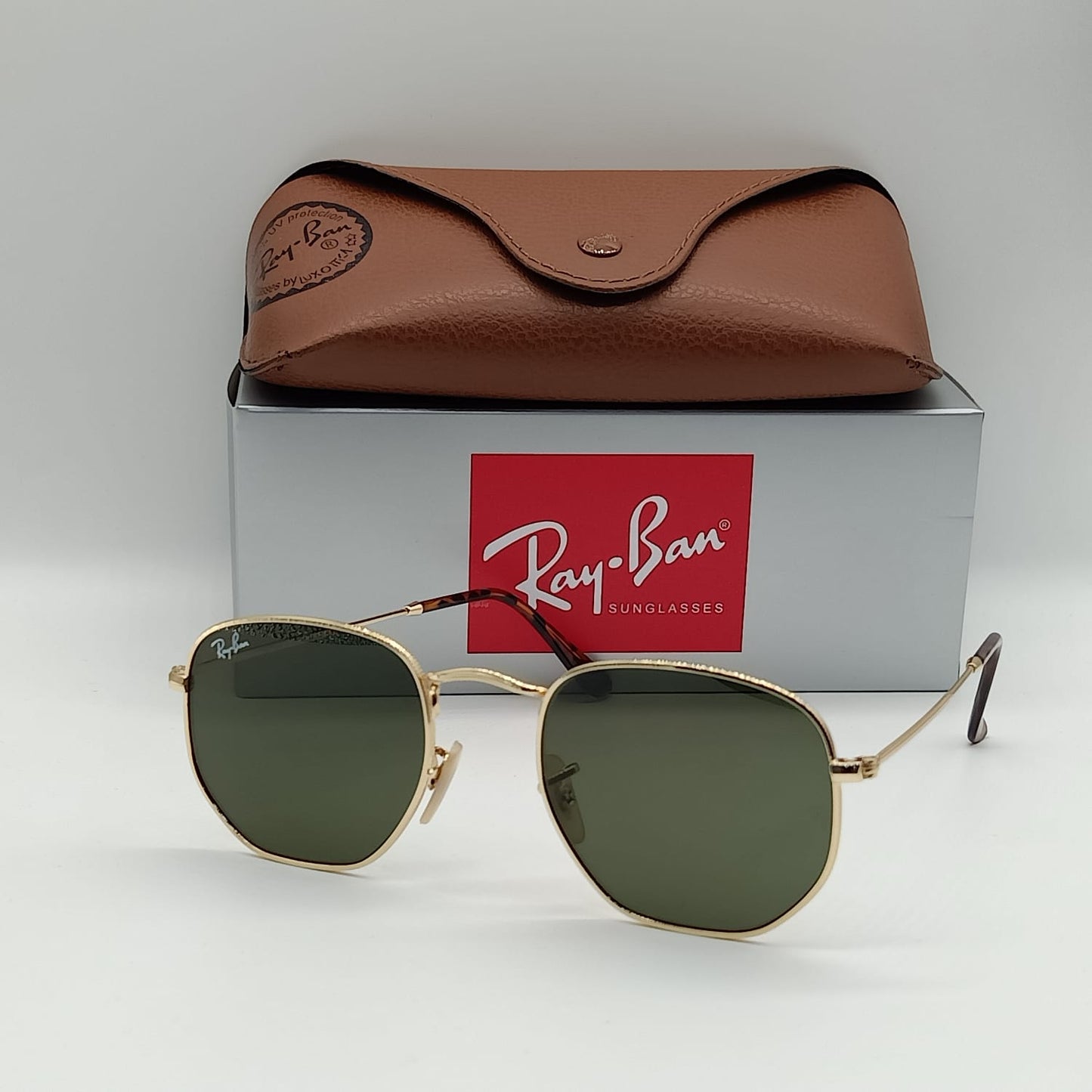 Ray ban