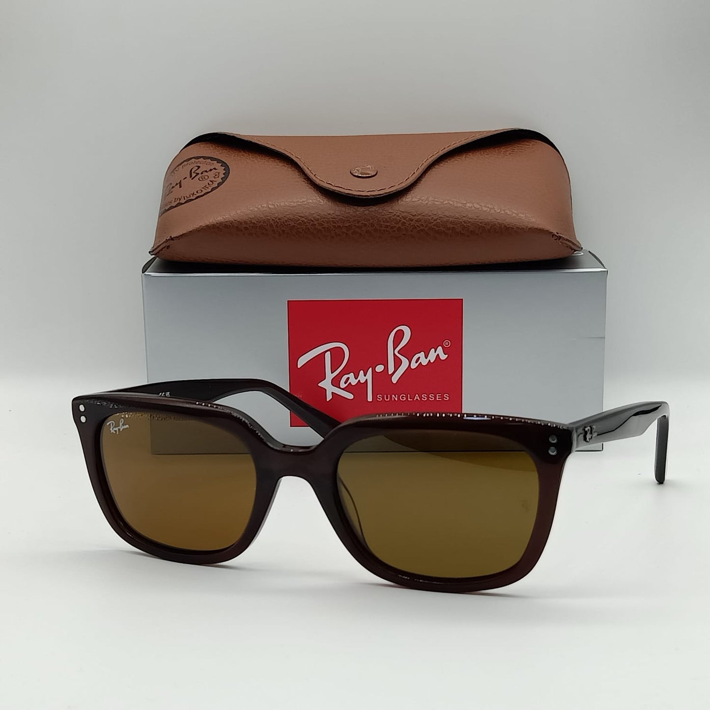 Ray ban