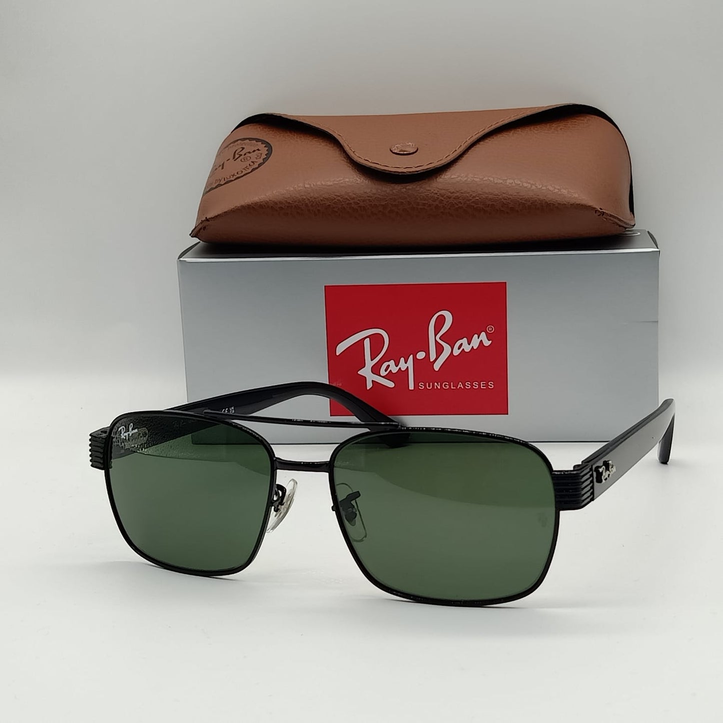 Ray ban