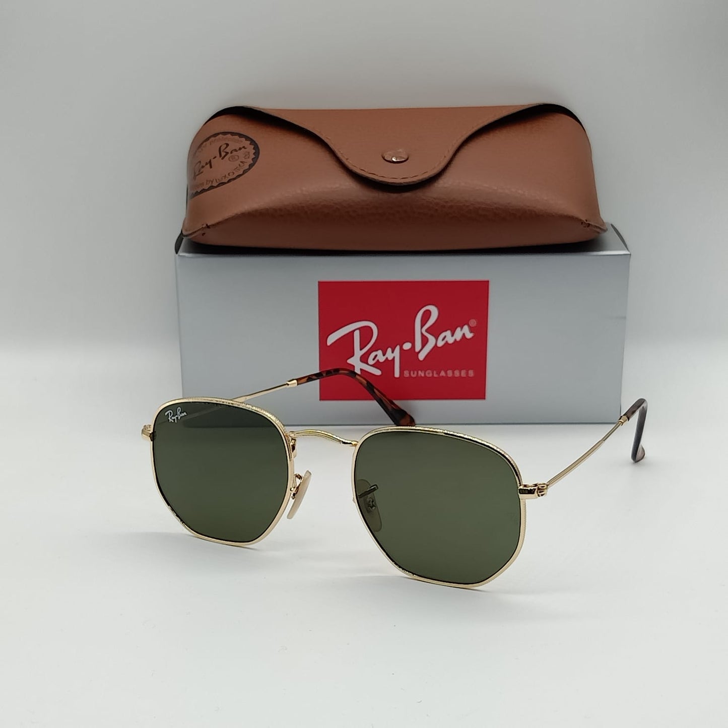 Ray ban