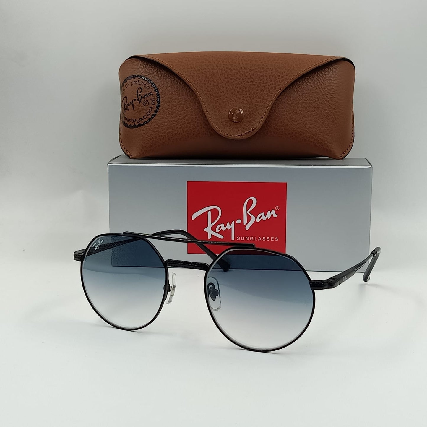 Ray ban