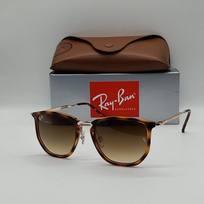 Ray ban