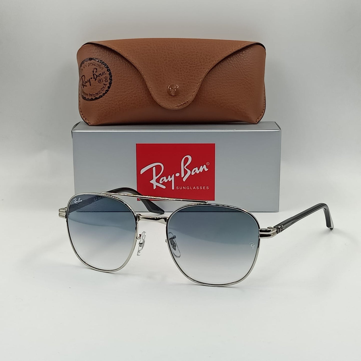 Ray ban